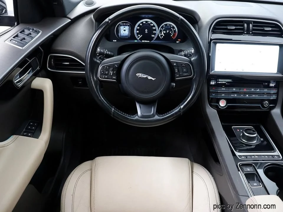 2017 Jaguar F-Pace - Image 16 of 20