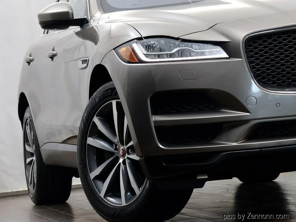 2017 Jaguar F-Pace - Image 4 of 20