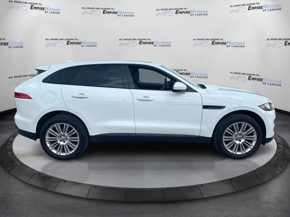 2017 Jaguar F-Pace - Image 14 of 20