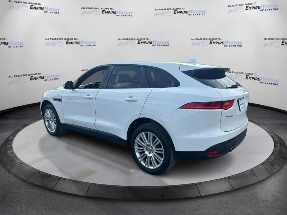 2017 Jaguar F-Pace - Image 2 of 20