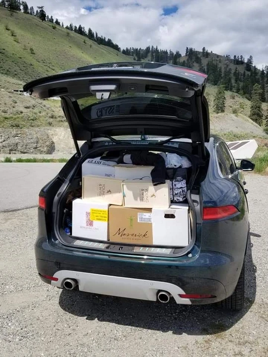 2017 Jaguar F-Pace - Image 14 of 15