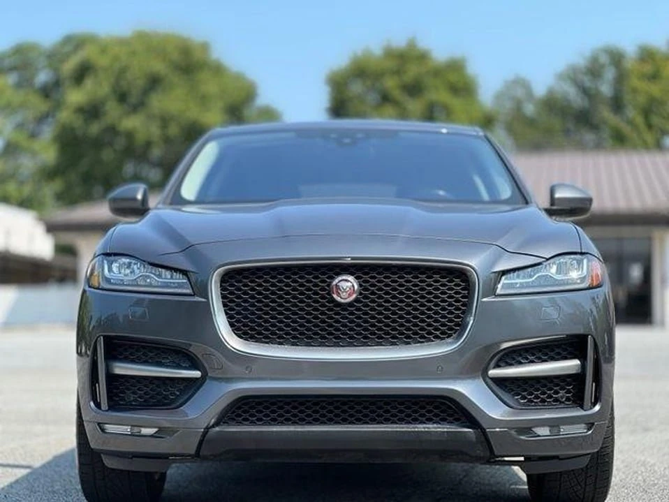 2017 Jaguar F-Pace - Image 2 of 20