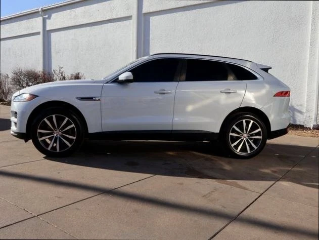 2017 Jaguar F-Pace - Image 4 of 20