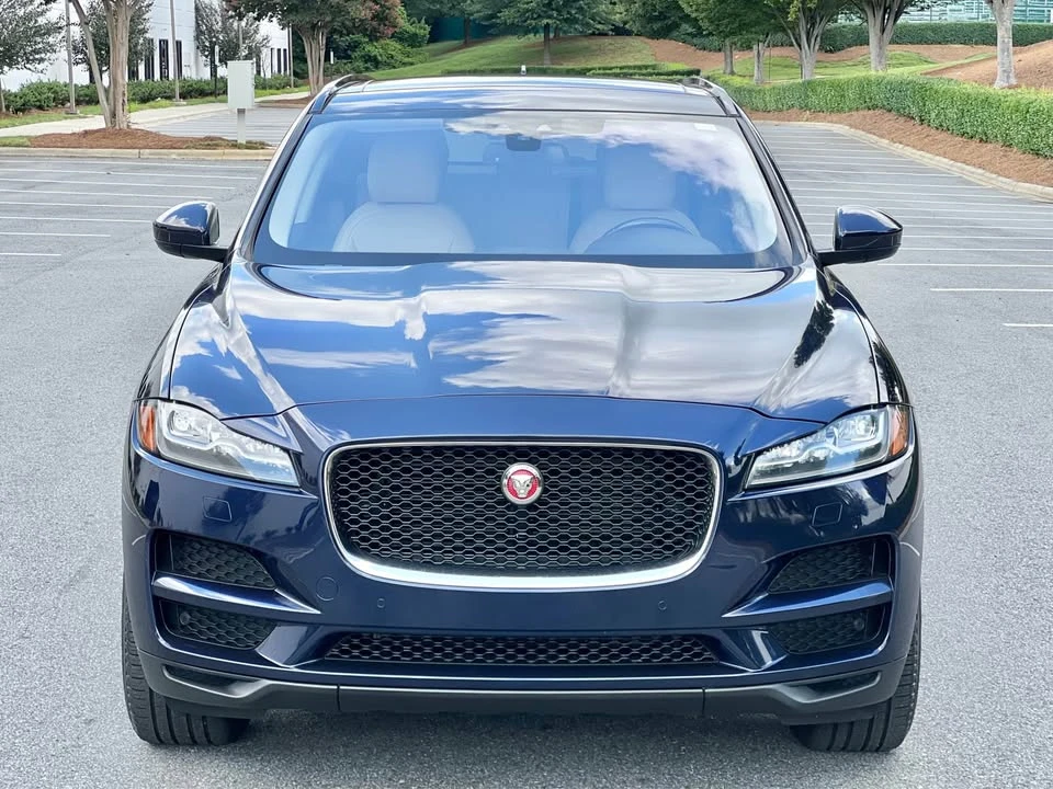 2017 Jaguar F-Pace - Image 8 of 17