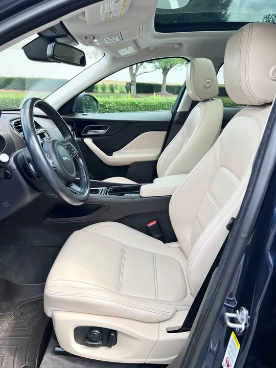 2017 Jaguar F-Pace - Image 11 of 17