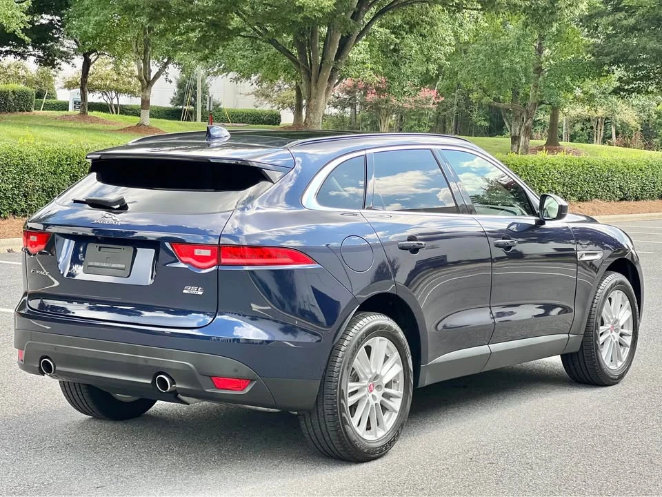 2017 Jaguar F-Pace - Image 5 of 17
