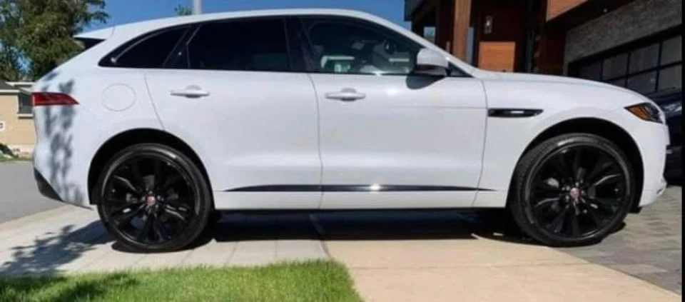 2017 Jaguar F-Pace - Image 4 of 6