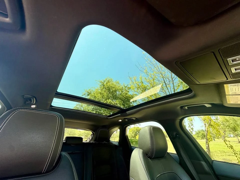 2017 Jaguar F-Pace - Image 13 of 17