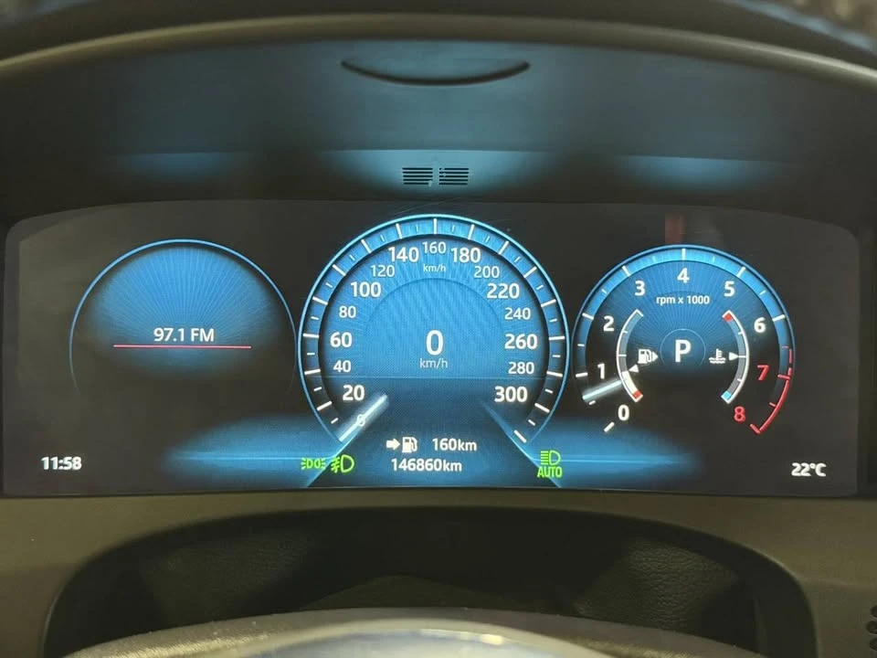 2017 Jaguar F-Pace - Image 18 of 20