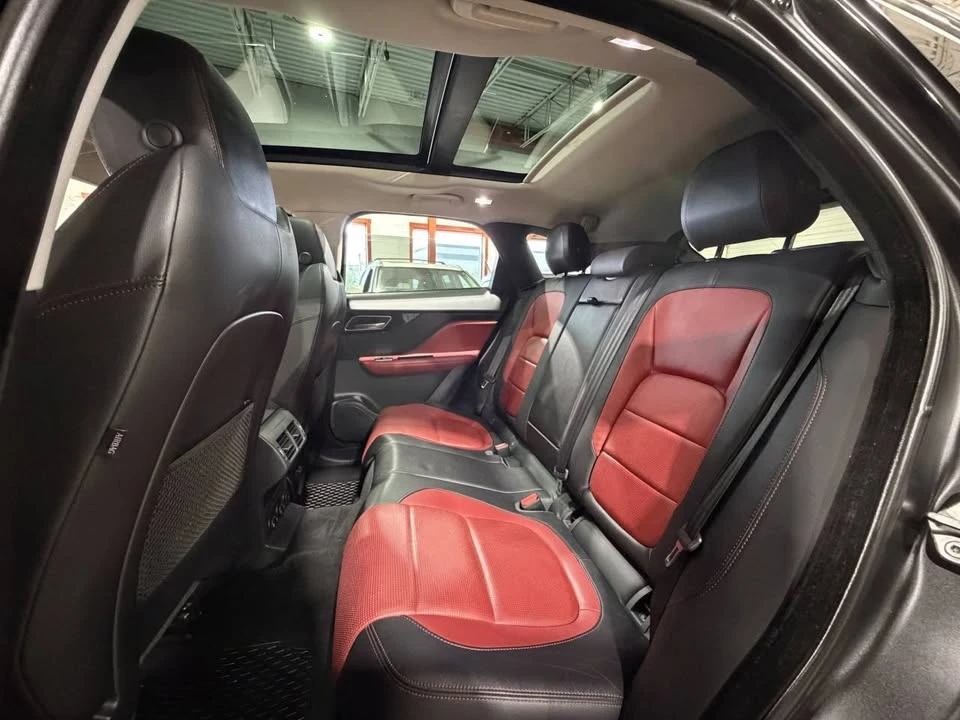 2017 Jaguar F-Pace - Image 11 of 20