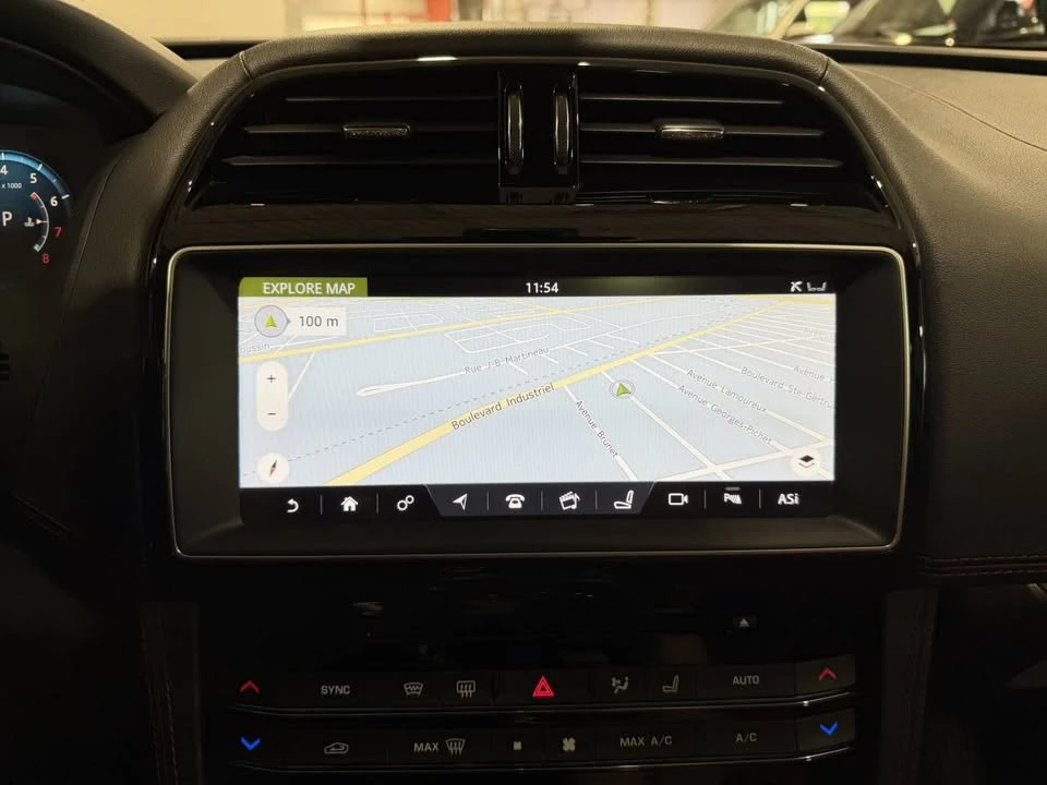 2017 Jaguar F-Pace - Image 15 of 20