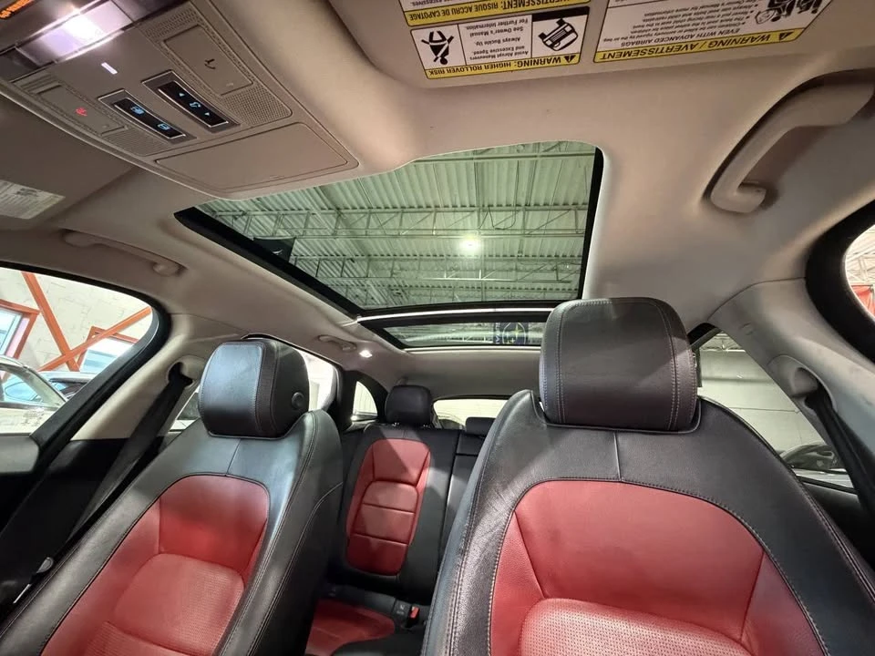 2017 Jaguar F-Pace - Image 10 of 20