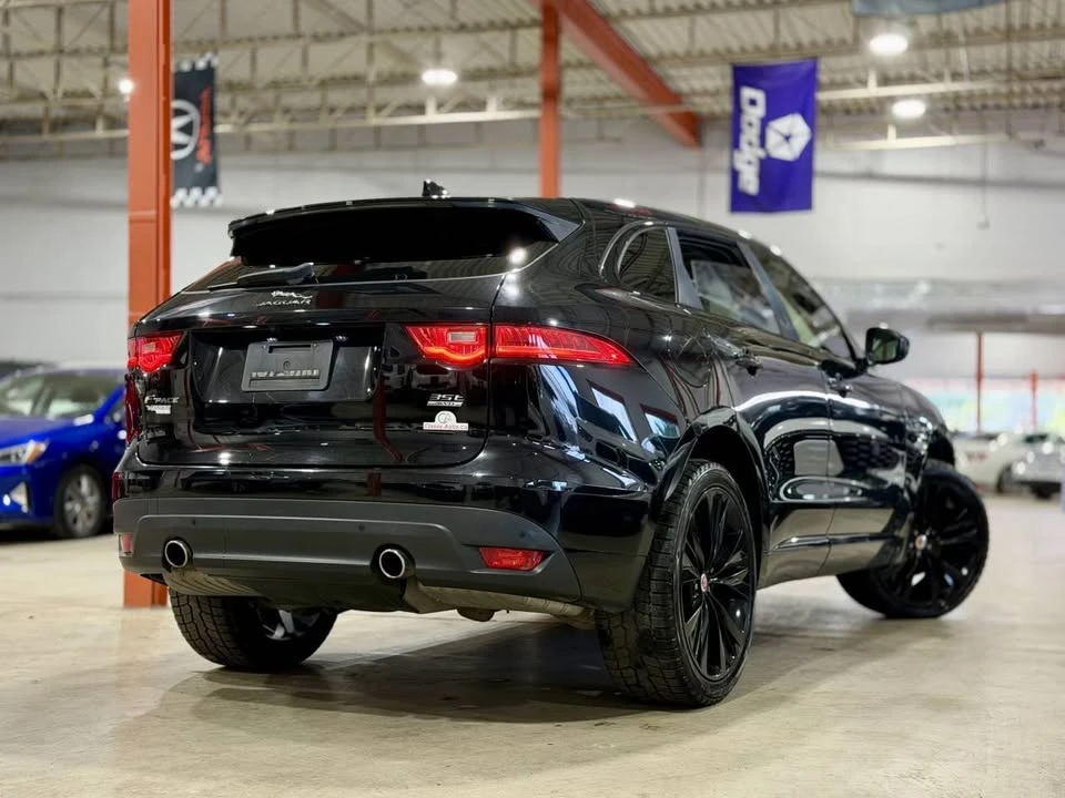 2017 Jaguar F-Pace - Image 5 of 20