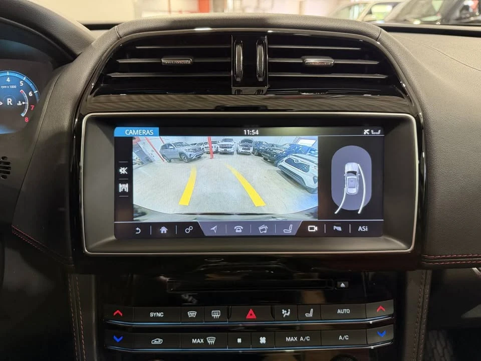 2017 Jaguar F-Pace - Image 16 of 20