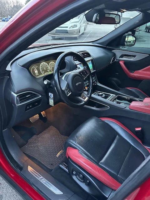 2017 Jaguar F-Pace - Image 11 of 11