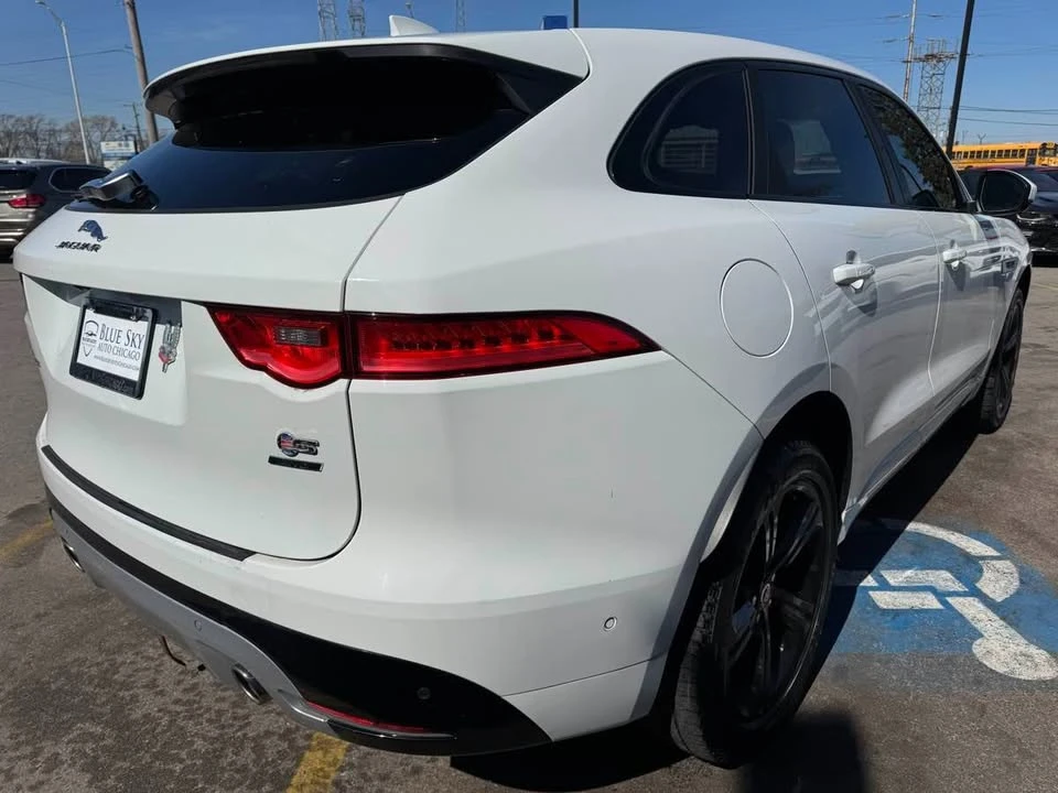 2017 Jaguar F-Pace - Image 5 of 20