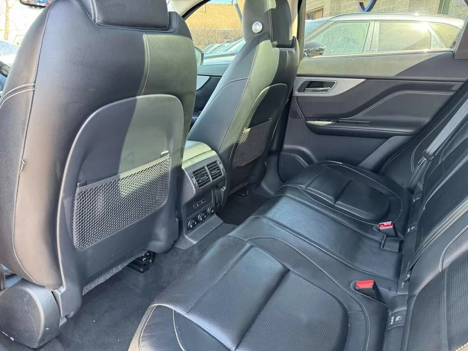2017 Jaguar F-Pace - Image 17 of 20