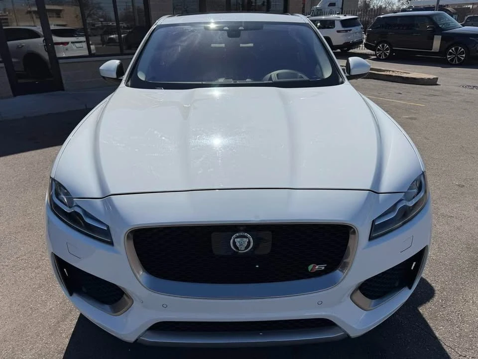 2017 Jaguar F-Pace - Image 2 of 20
