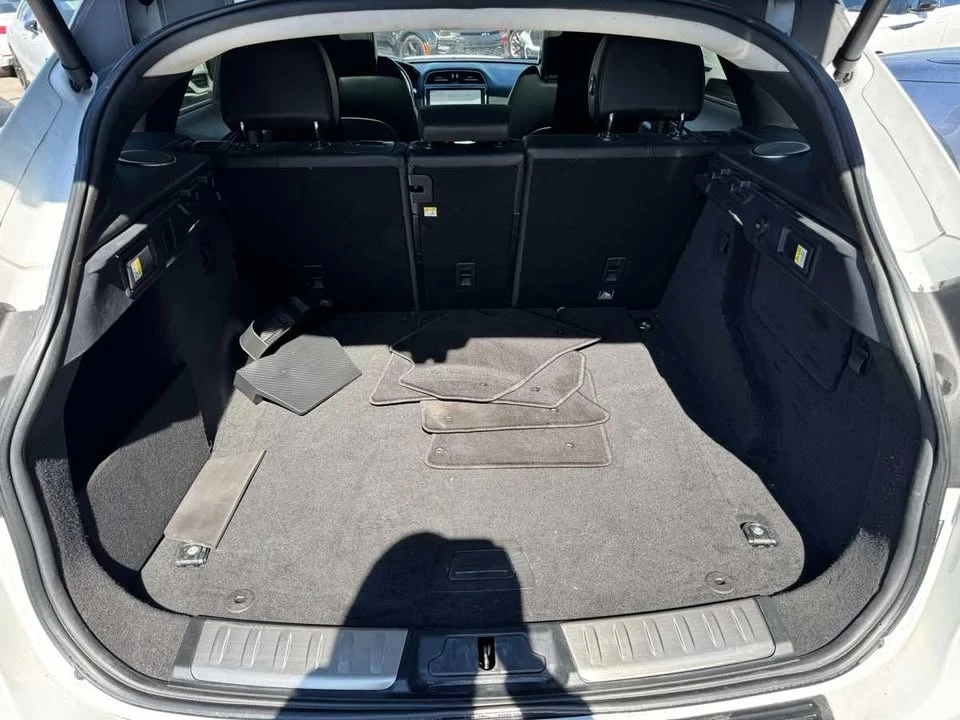 2017 Jaguar F-Pace - Image 19 of 20