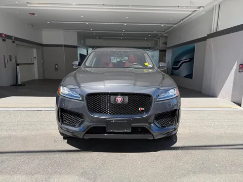2017 Jaguar F-Pace S
