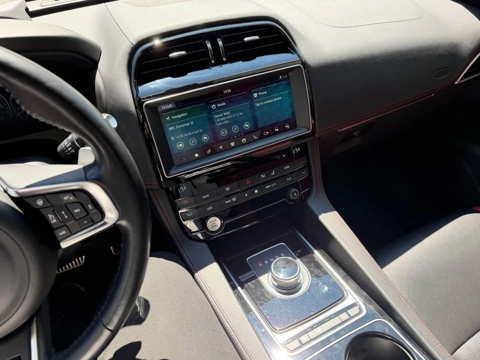 2017 Jaguar F-Pace - Image 14 of 18