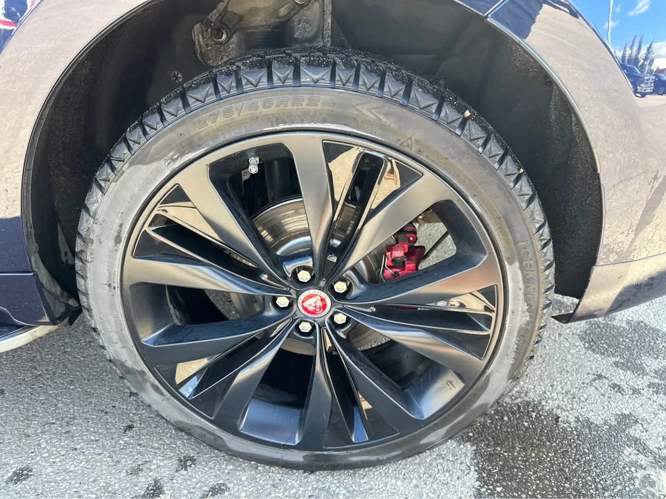 2017 Jaguar F-Pace - Image 10 of 18