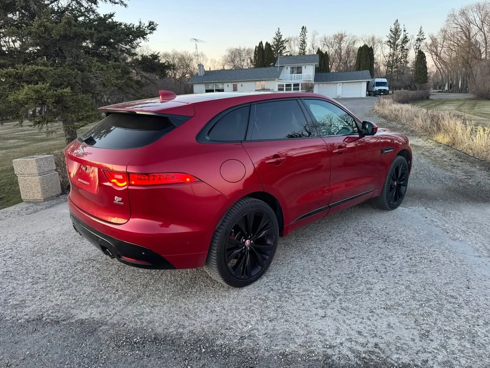 2017 Jaguar F-Pace - Image 6 of 18