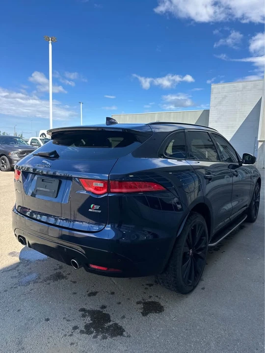 2017 Jaguar F-Pace - Image 7 of 18