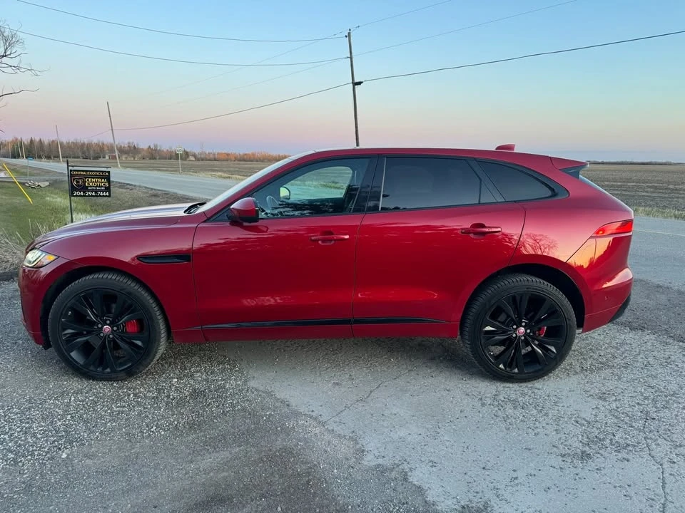2017 Jaguar F-Pace - Image 3 of 18