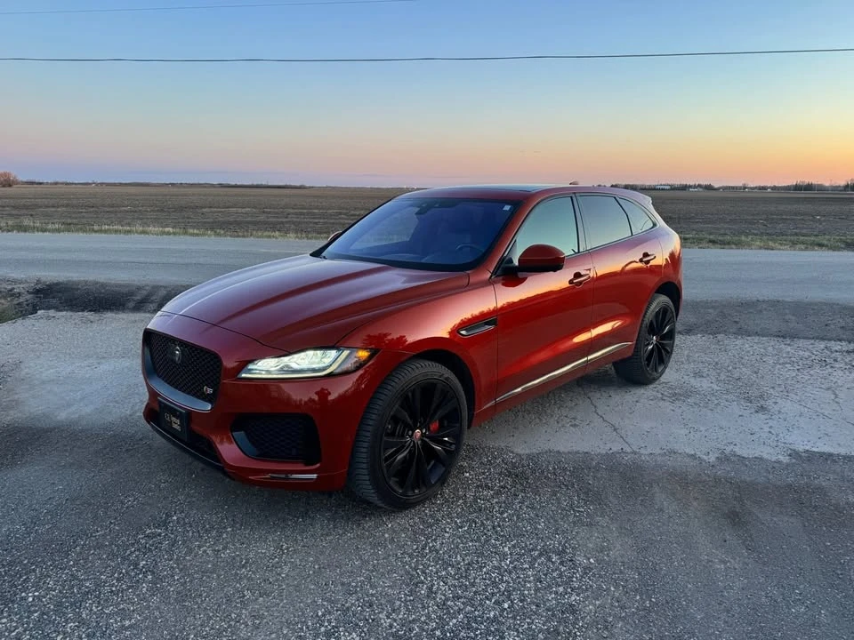 2017 Jaguar F-Pace - Image 2 of 18