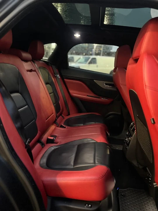2017 Jaguar F-Pace - Image 11 of 12