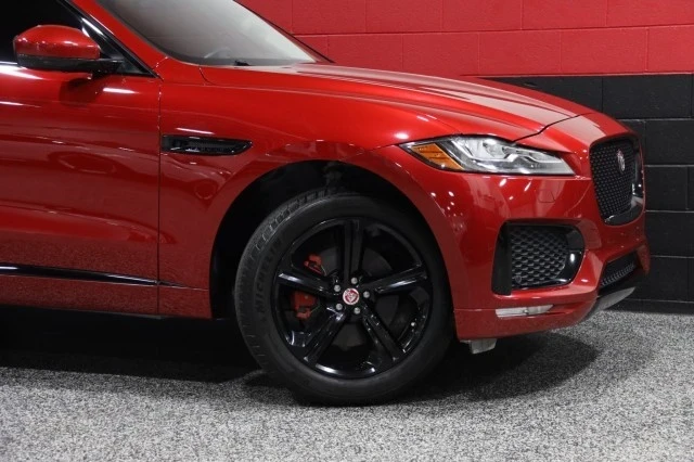 2017 Jaguar F-Pace - Image 3 of 21