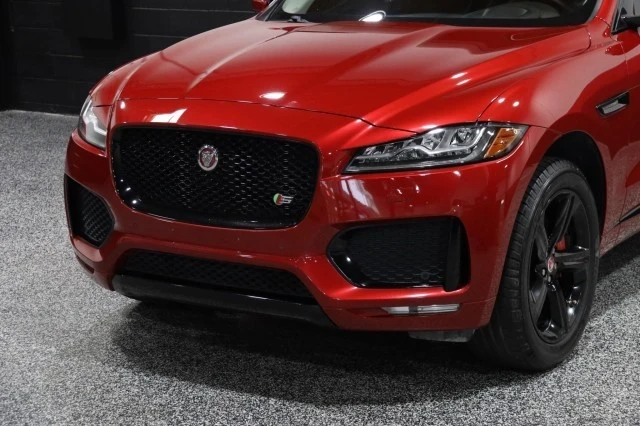 2017 Jaguar F-Pace - Image 13 of 21