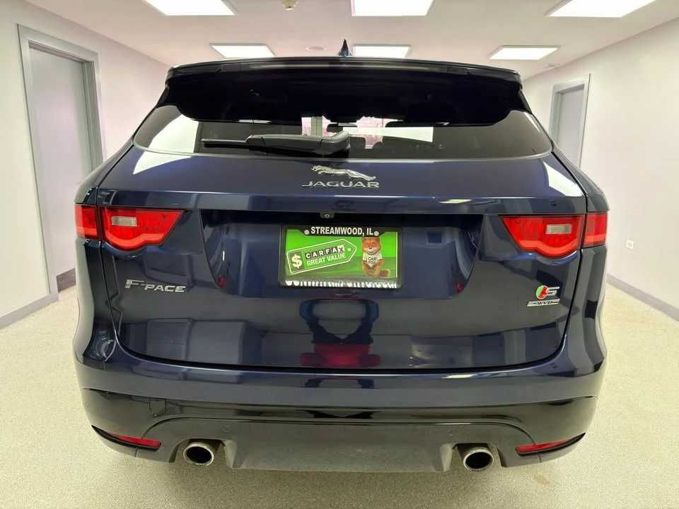 2017 Jaguar F-Pace - Image 11 of 19