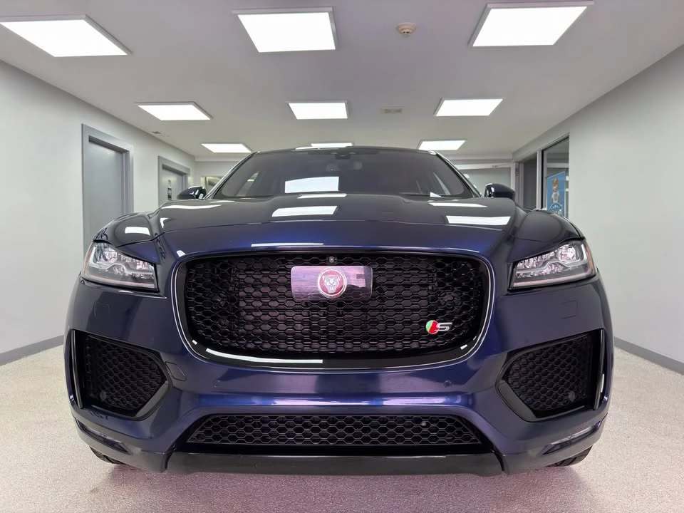 2017 Jaguar F-Pace - Image 9 of 19