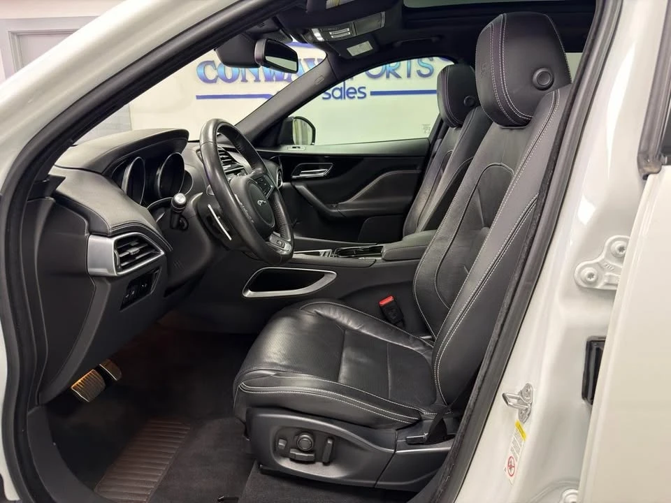 2017 Jaguar F-Pace - Image 9 of 20