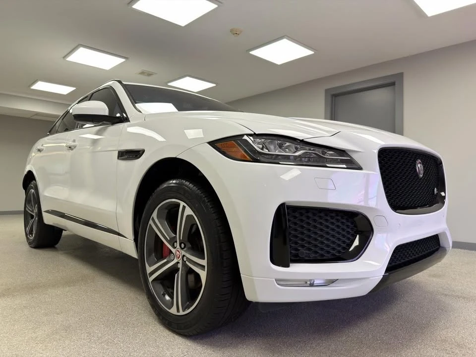 2017 Jaguar F-Pace - Image 4 of 20