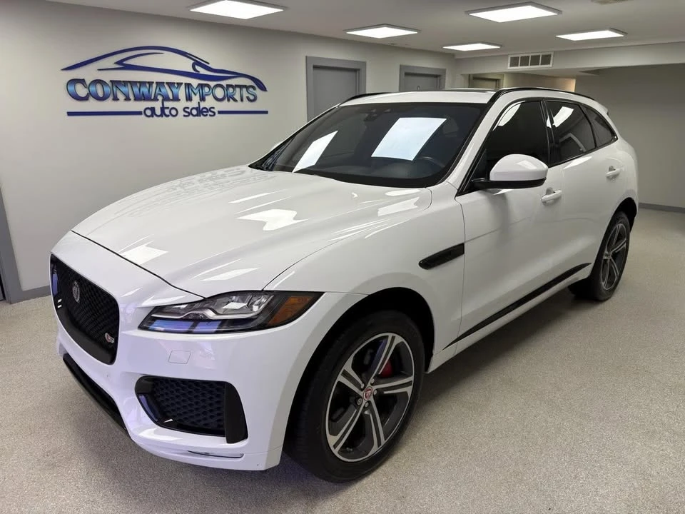 2017 Jaguar F-Pace - Image 2 of 20