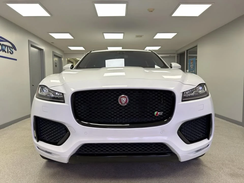 2017 Jaguar F-Pace - Image 6 of 20