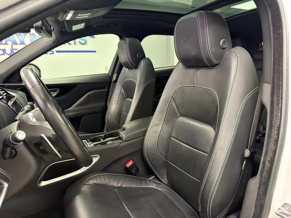 2017 Jaguar F-Pace - Image 11 of 20