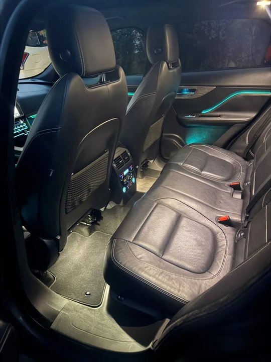 2017 Jaguar F-Pace - Image 17 of 18