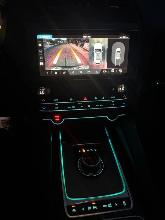 2017 Jaguar F-Pace - Image 16 of 18