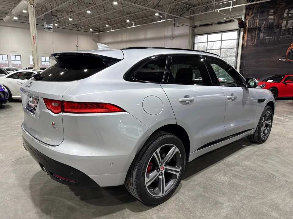 2017 Jaguar F-Pace - Image 3 of 12