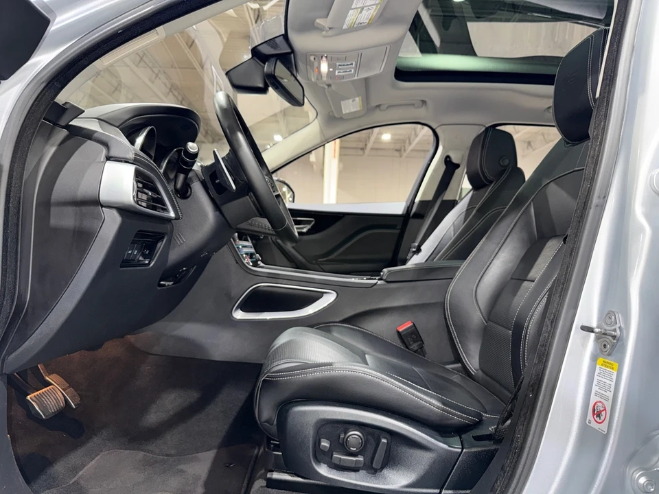 2017 Jaguar F-Pace - Image 12 of 12