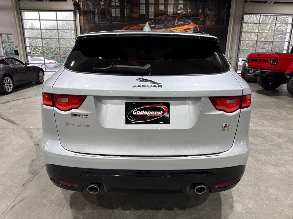 2017 Jaguar F-Pace - Image 6 of 12