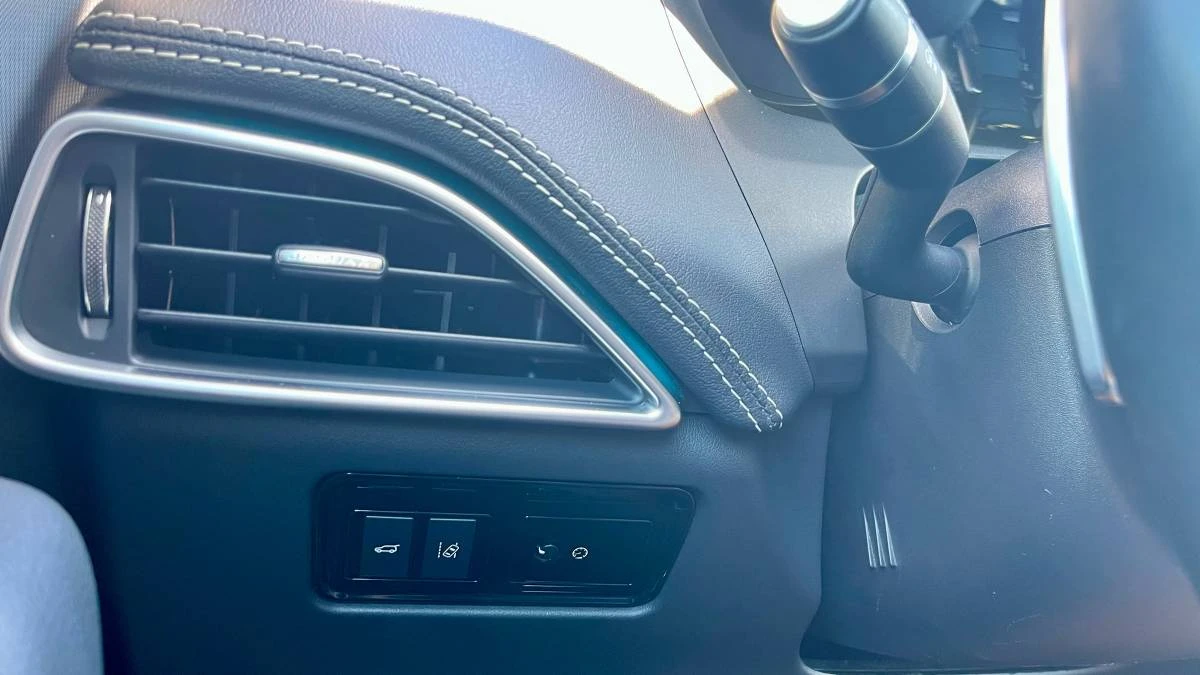 2017 Jaguar F-Pace - Image 17 of 20