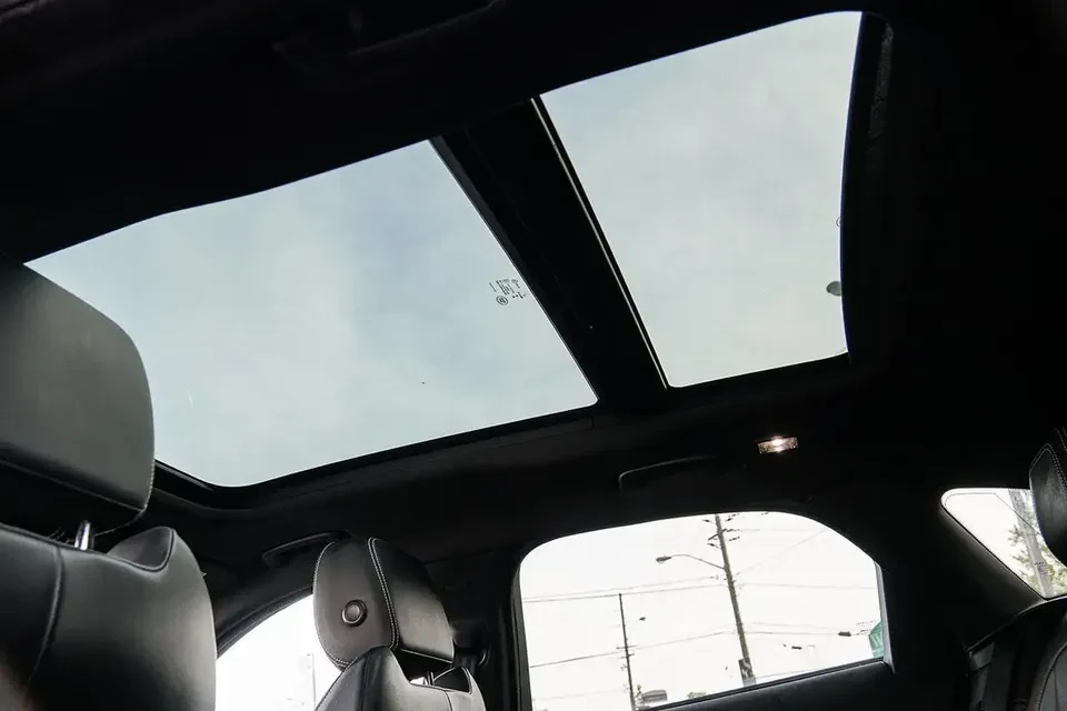 2017 Jaguar F-Pace - Image 19 of 20