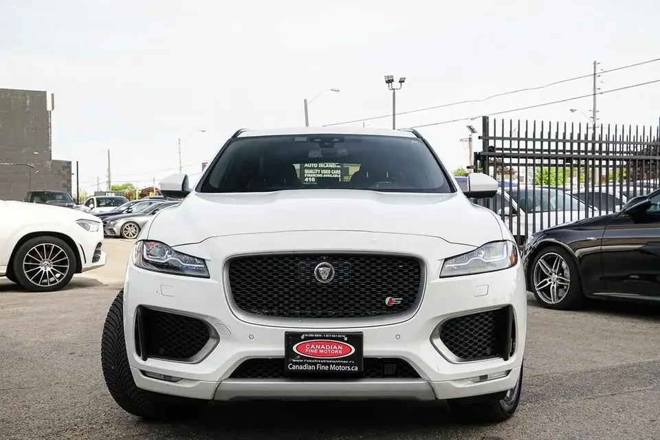 2017 Jaguar F-Pace - Image 3 of 20