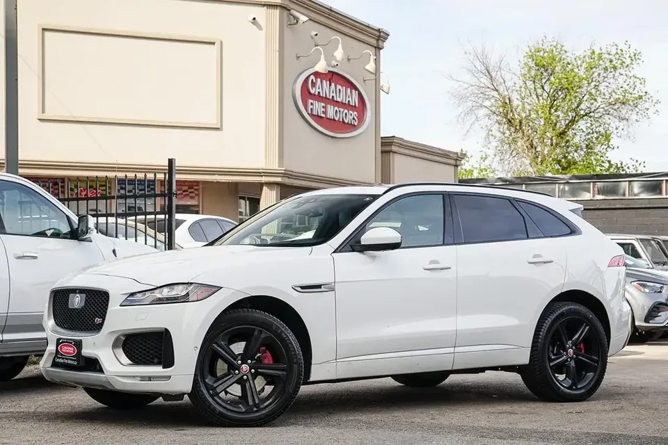 2017 Jaguar F-Pace - Image 2 of 20