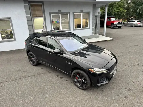 2017 Jaguar F-Pace S